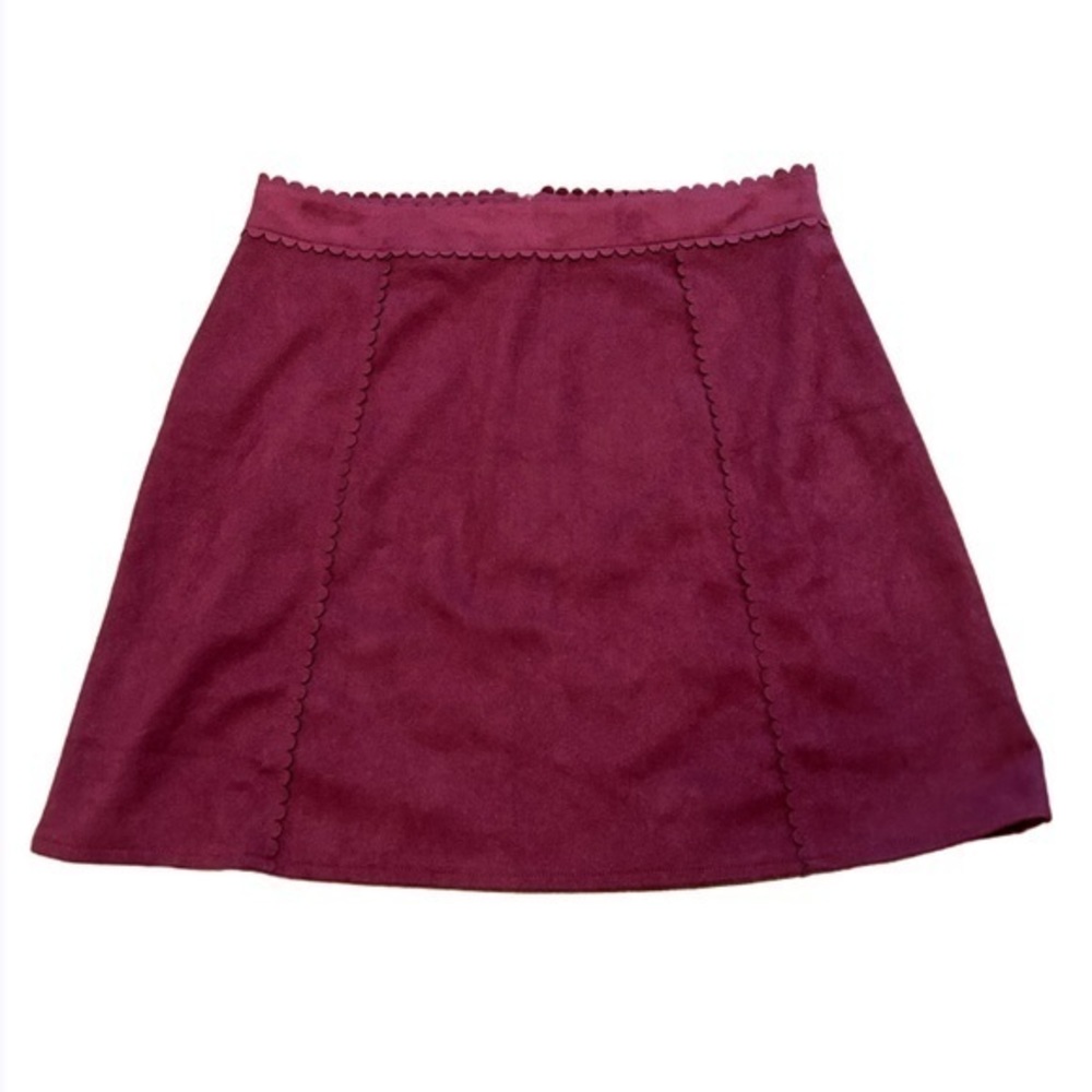 NWT Francesca’s Vegan Suede Scalloped Burgundy Mini Skirt